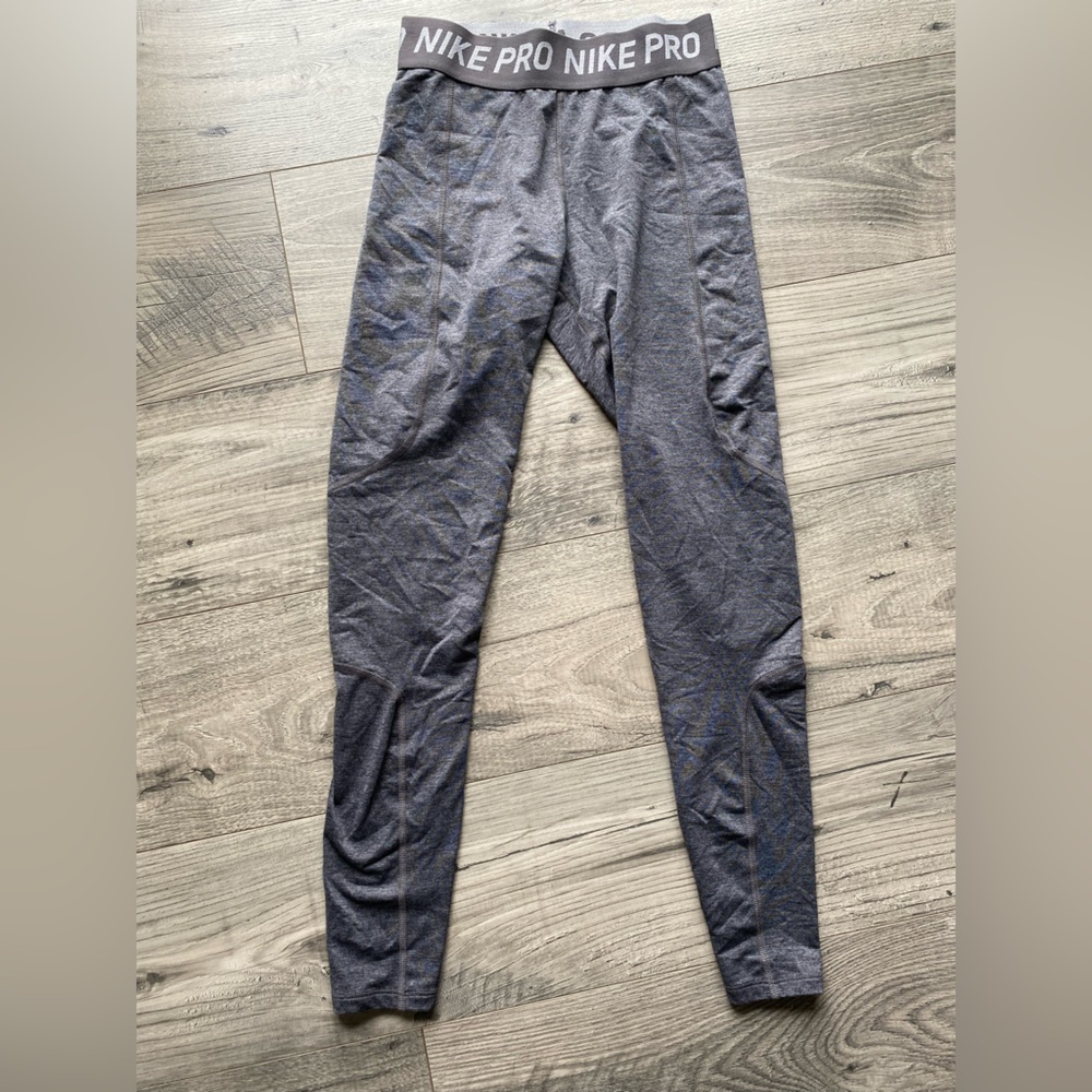 Nike Pro Women’s Leggings